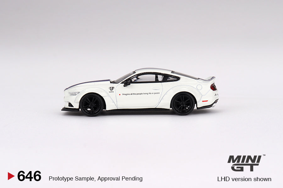 Mini GT FORD MUSTANG GT LB-WORKS White MGT00646 1/64 Diecast