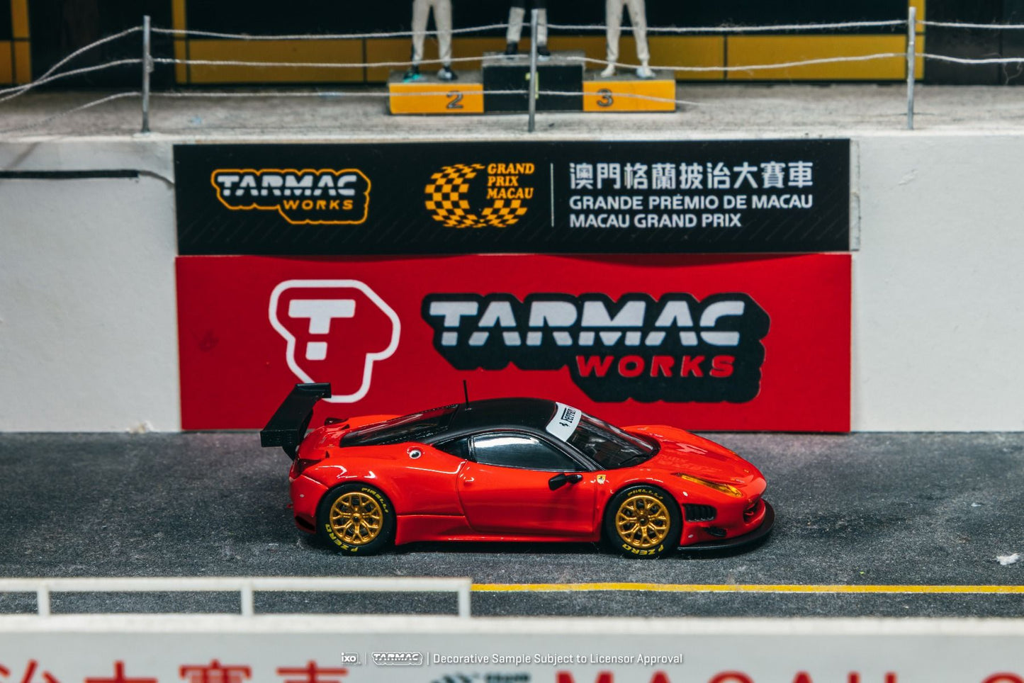 Tarmac Works Ferrari 458 Italia GT3 Red Collaboration w IXO models T64R-073-RE 1/64 Diecast
