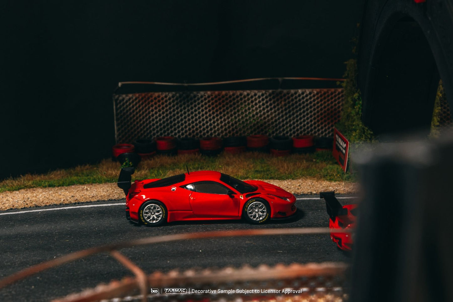 Tarmac Works Ferrari 458 Italia GT3 Red T64R-074-RE 1/64 Diecast