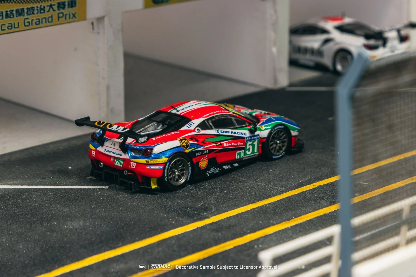 Tarmac Works Ferrari 488 GTE 24h of Le Mans 2016 G. Bruni  J. Calado  A. Pier Guidi Collaboration w IXO models 1/64 Diecast