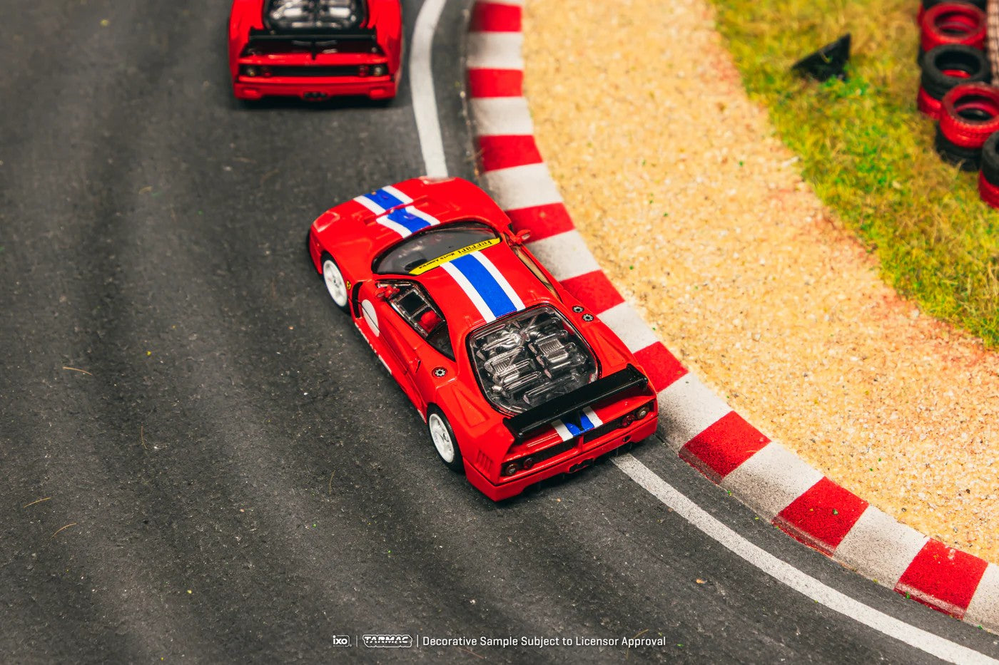 Tarmac Works Ferrari F40 LM Red T64-075-RE2 1/64 Diecast