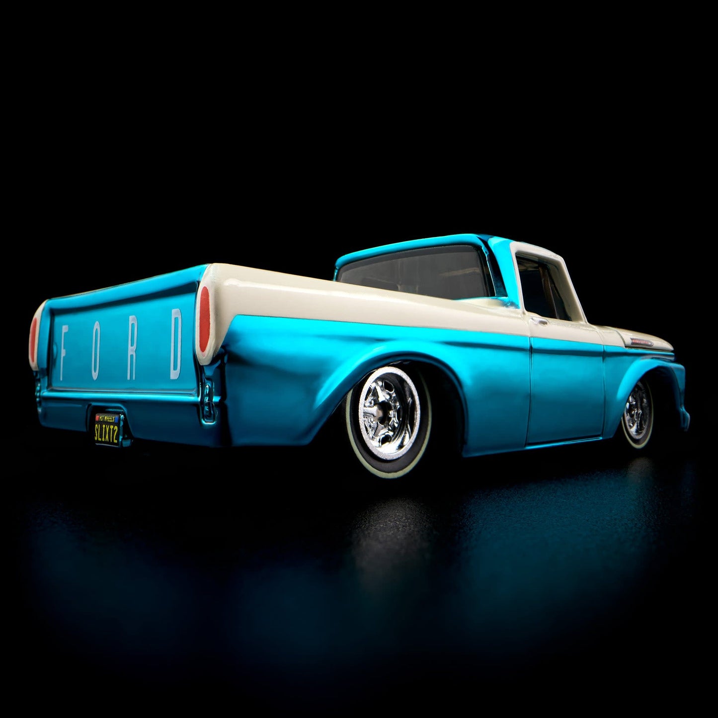 [Pre-Order] Hot Wheels Ford 1962 F-100 Spectraflame Teal 2026 RLC 1/64 Diecast