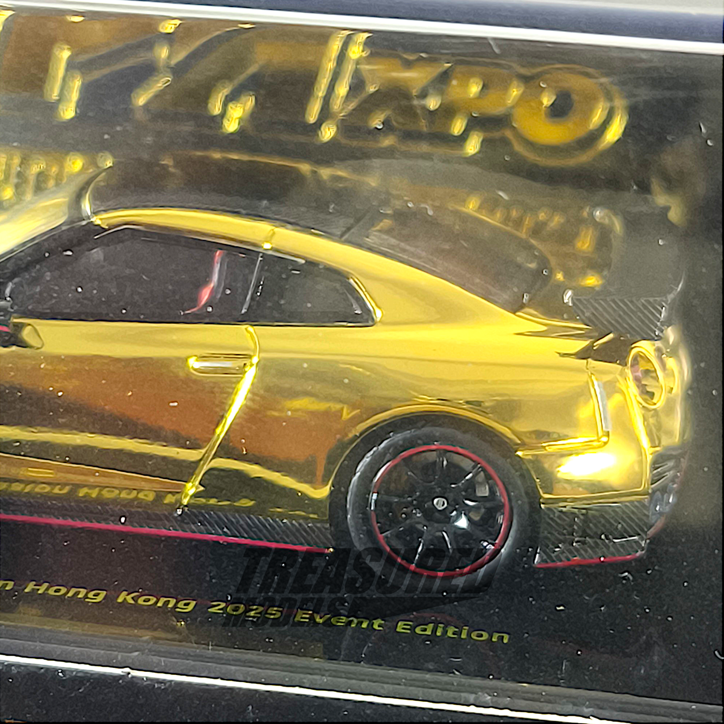 Inno64 GT-R R35 Nismo Chrome Gold APA XPO Tokyo Auto Salon Hong Kong 2025 VIP Exclusive 1/64 Diecast