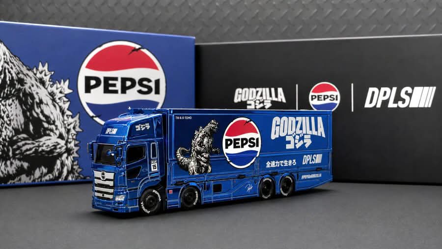 [HK ToyCar] GCD Hino 700 Godzilla x Pepsi x DPLS Hong Kong Toy Car Salon 2026 1/64 Diecast