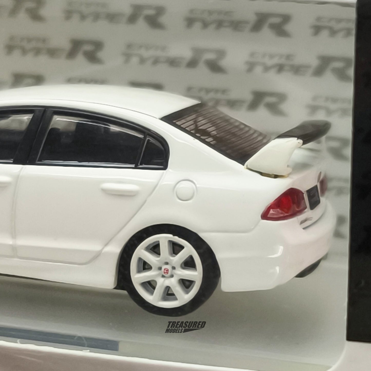Inno64 Honda Civic Type-R FD2 White 2007 1/64 Diecast