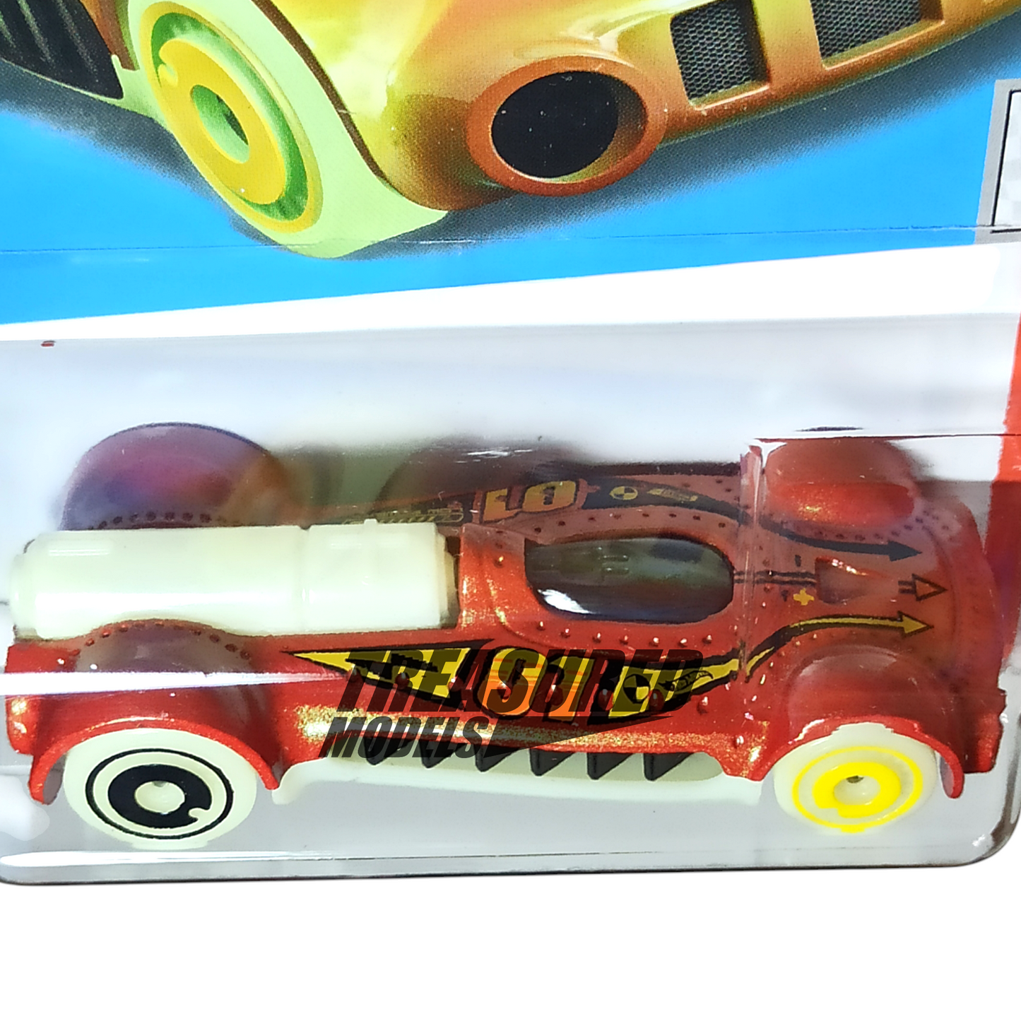 Hot Wheels Retro-Active Metalflake Orange 2024 Main Line Quarter Mile Heroes 1/64 Die Cast