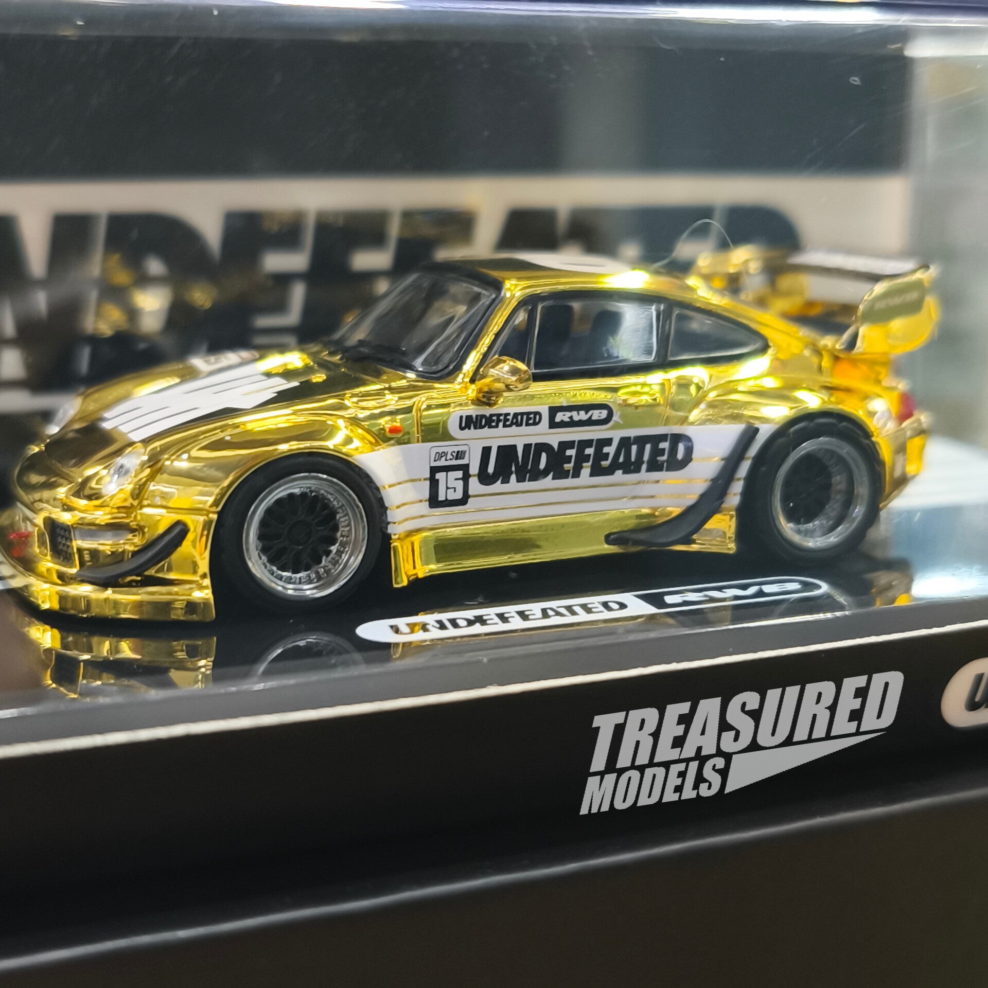 Inno64 Porsche RWB 993 Gold Chrome Chase TASKL 2025 1/64 Die Cast