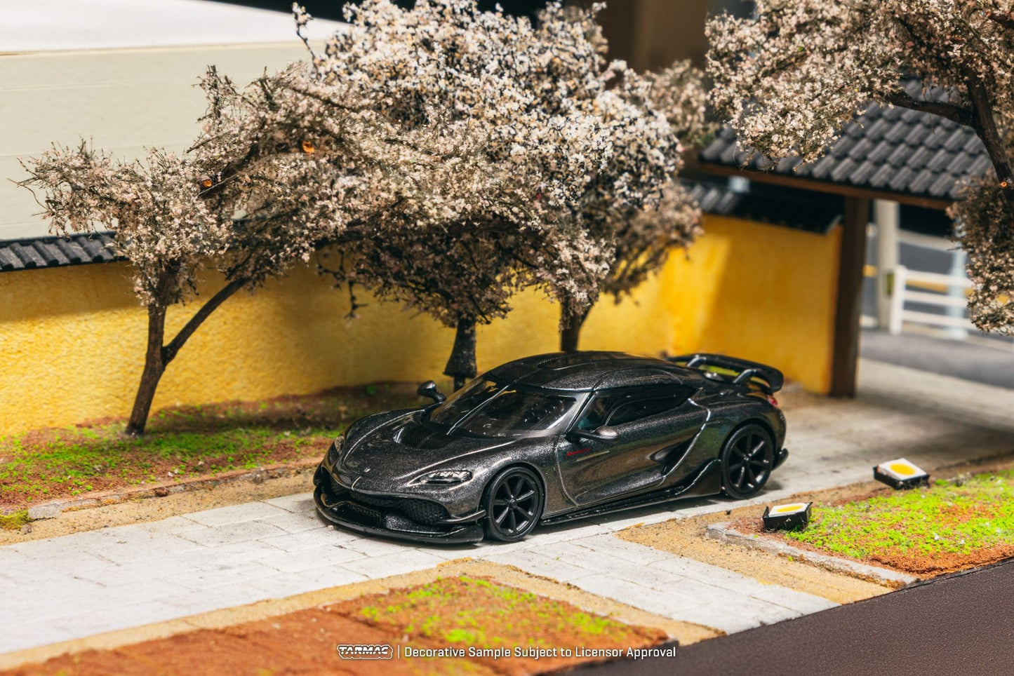 Tarmac Works Koenigsegg Gemera Grey T64G-TL053-GY 1/64 Diecast