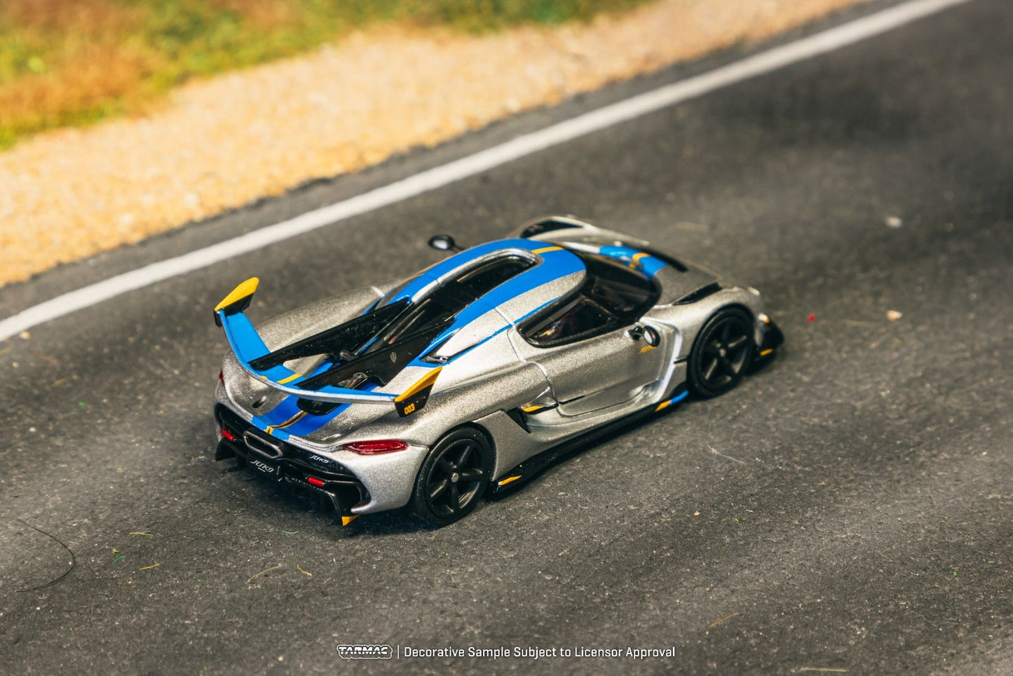 Tarmac Works Koenigsegg Jesko Attack Silver T64-TL052-SL 1/64 Diecast