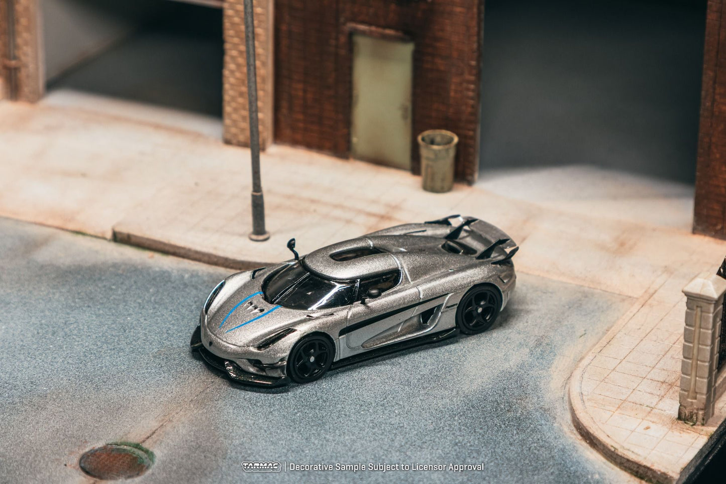 Tarmac Works Koenigsegg Regera Silver Metallic  Blue Accents + Tarmac Cards Combo Set 1/64 Diecast