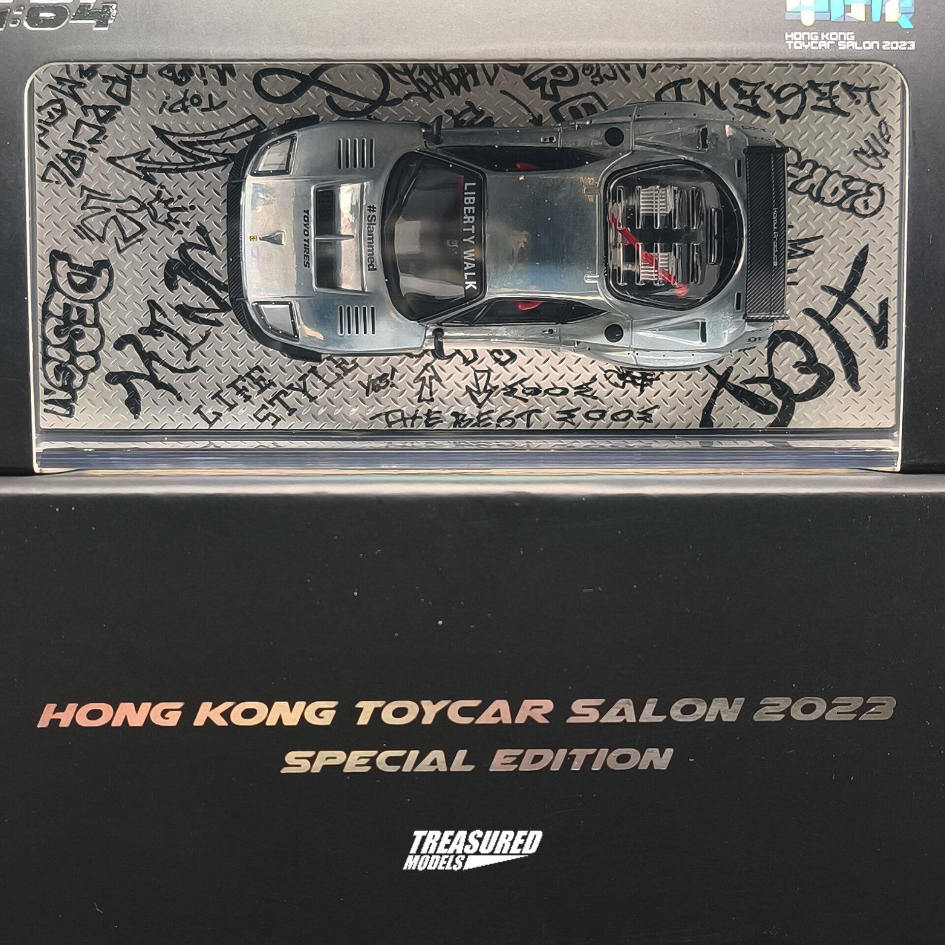 CHASE! Inno64 LBWK Ferrari F40 Chase Matte Black Hong Kong Toy Car