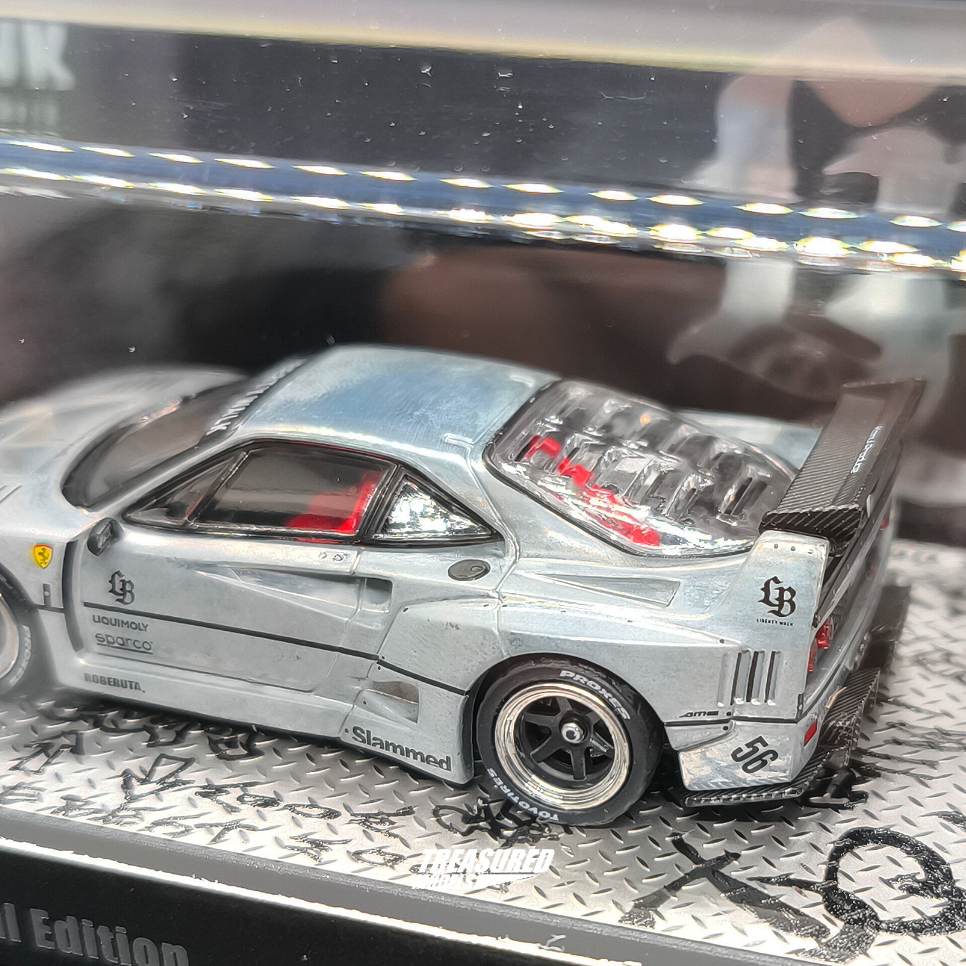 CHASE] Inno64 LBWK Ferrari F40 Chase Matte Black Hong Kong Toy Car