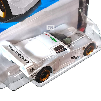 Hot Wheels La Liebre White 2026 Basic 1/64 Diecast