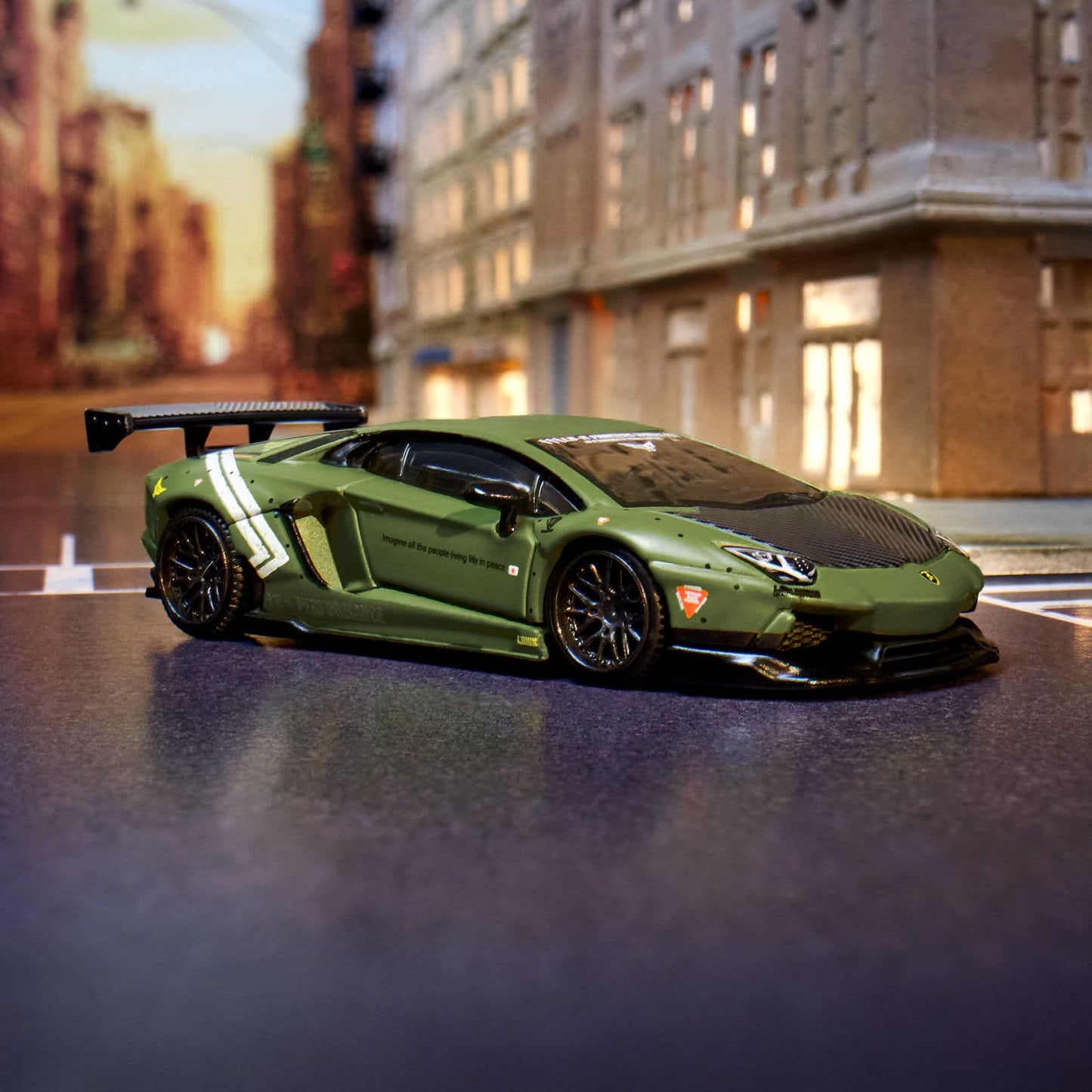 Hot Wheels Lamborghini Aventador LP 700-4 LBWK Elite 64 1/64 Diecast