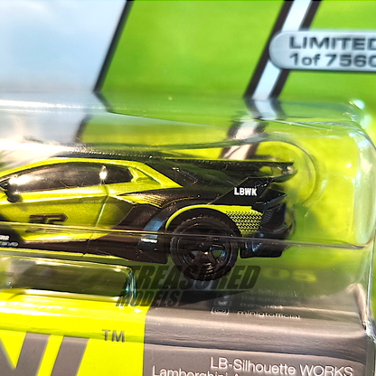 Mini GT Lamborghini LB-Silhouette WORKS Aventador GT EVO Lime LBWK Store Limited MGT00605 1/64 Diecast