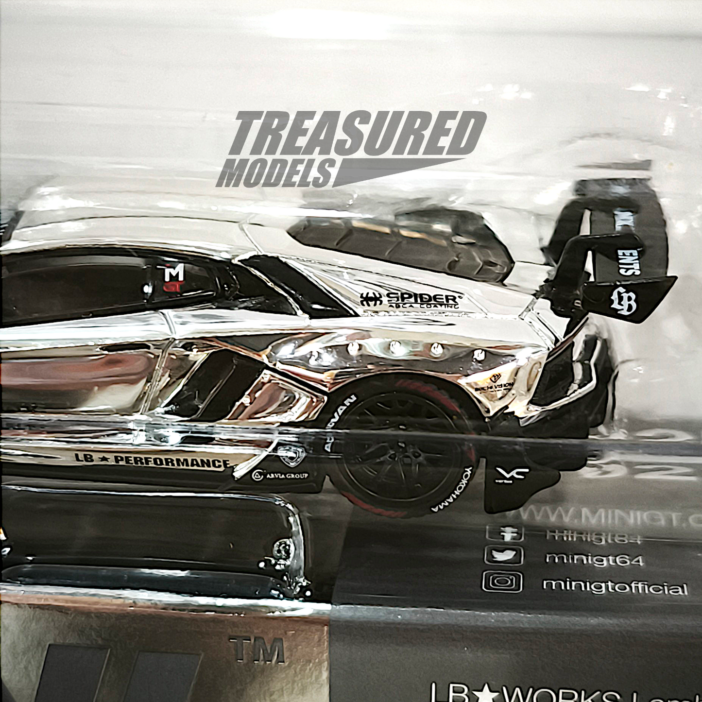 Mini GT Car+T-Shirt Set Lamborghini LB Works Aventador Limited Edition Silver Chrome IMX 2025 MGT01023 1/64 Diecast