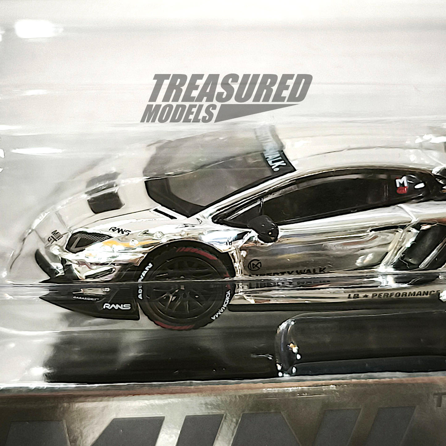 Mini GT Car+T-Shirt Set Lamborghini LB Works Aventador Limited Edition Silver Chrome IMX 2025 MGT01023 1/64 Diecast
