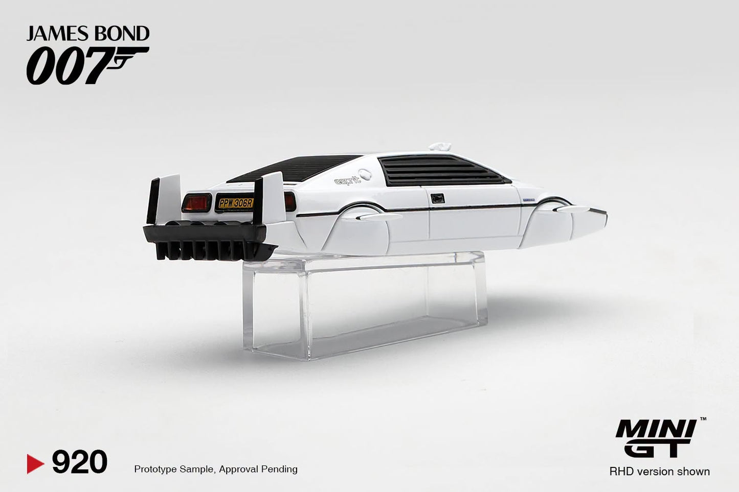[Pre-Order] Mini GT Lotus Esprit S1 English Poster “The Spy Who Loved Me” Submarine MGT00920 1/64 Diecast