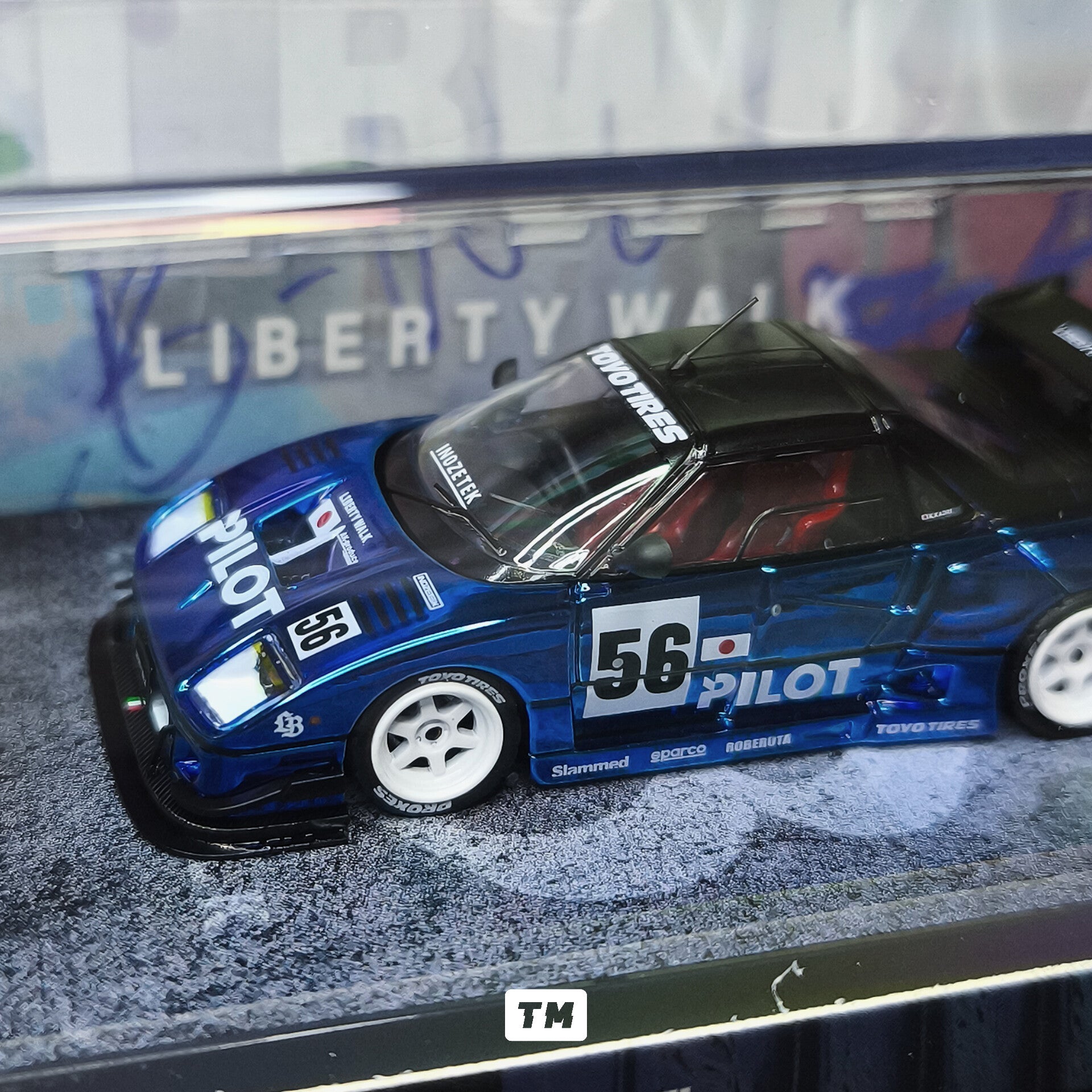 CHASE! Inno64 Mazda AZ-1 Liberty Walk LB40 Pilot Blue Chrome IN64
