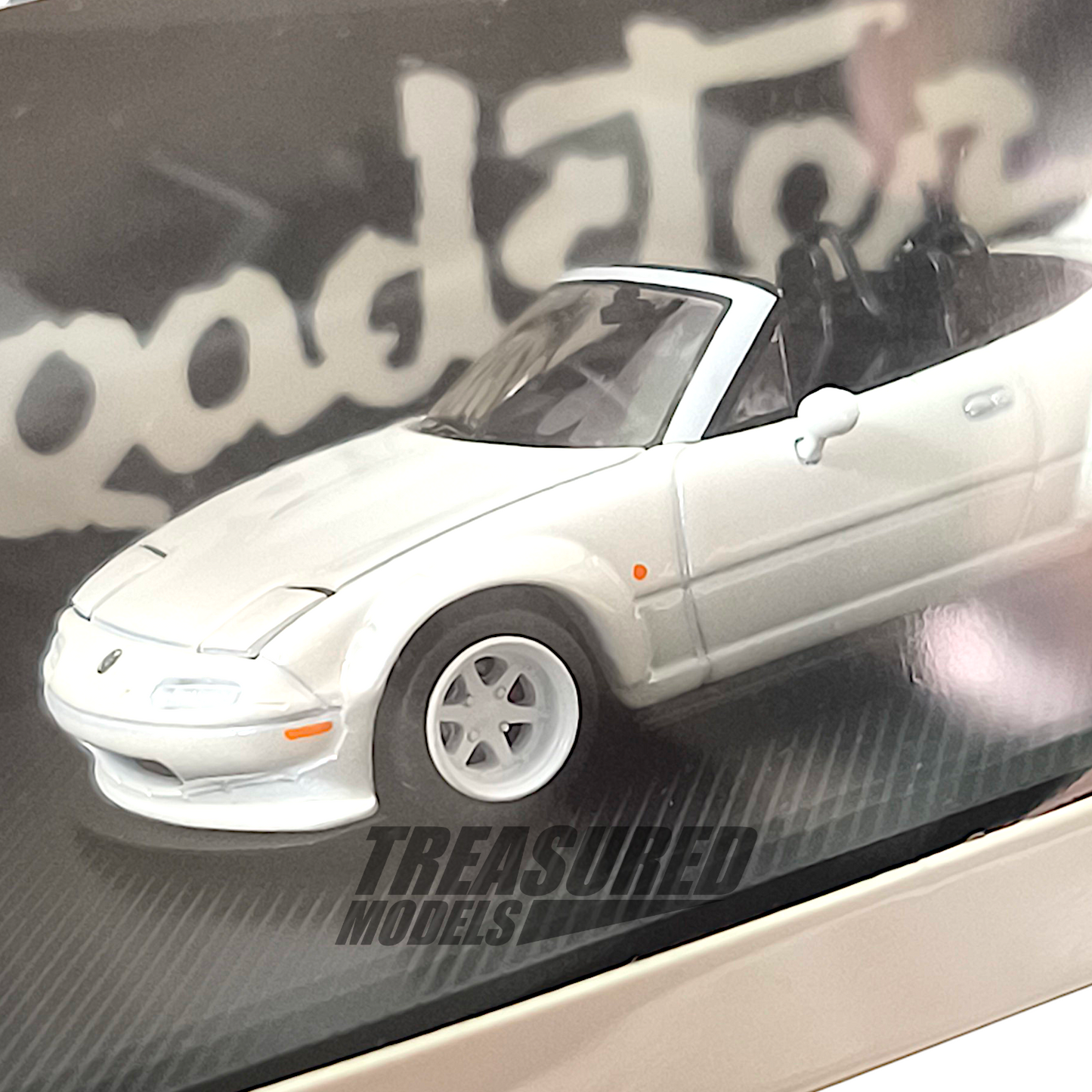 MicroTurbo Mazda MX-5 Eunos Roadster NA Customized Version Metallic White MT6403C4 1/64 Diecast