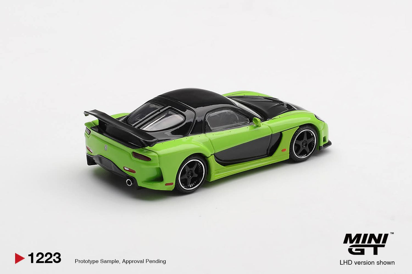 [Pre-Order] Mini GT Mazda RX-7 VeilSide Fortune7 Green MGT01223 1/64 Diecast
