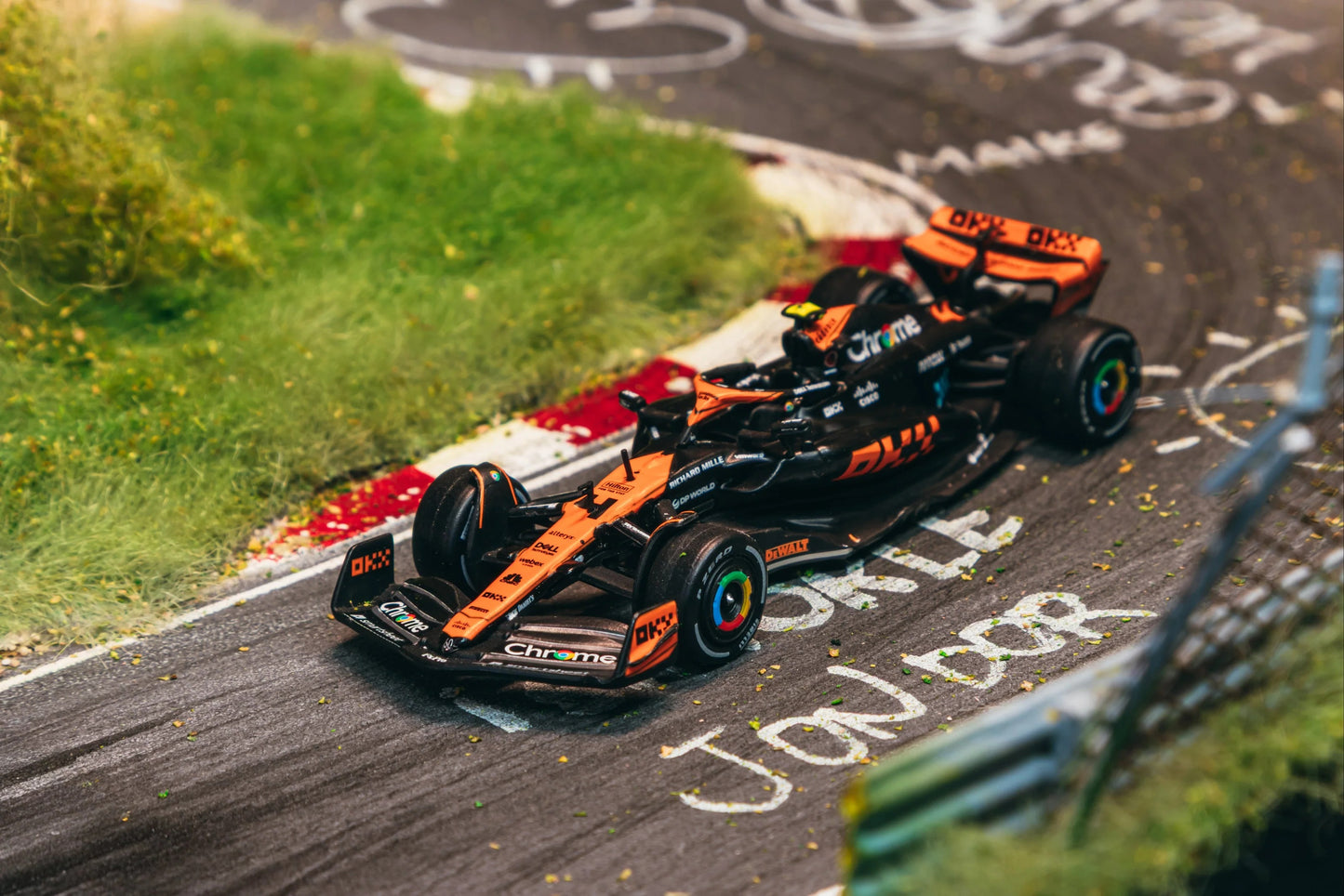 Tarmac Works McLaren MCL60 Japanese Grand Prix 2023 #4 Lando Norris T64G-F070-LN3 1/64 Diecast