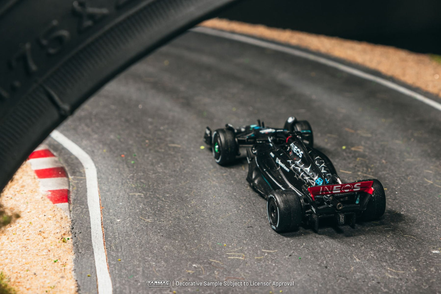 Tarmac Works Mercedes-AMG F1 W14 E Performance Italian Grand Prix 2023 George Russell 63 T64G-F064-GR2 1/64 Diecast