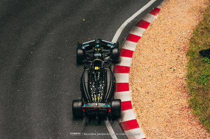 Tarmac Works Mercedes-AMG F1 W14 E Performance Italian Grand Prix 2023 #44 Lewis Hamilton T64G-F064-LH3 1/64 Diecast