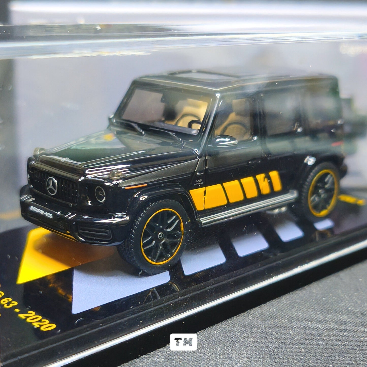 CHASE! Almost Real AR Box Mercedes-AMG G 63 2020 Cigarete Edition Gold Black 38 620804001 1/64 Diecast