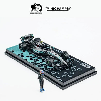 MiniChamps Mercedes-AMG Petronas Formula One Team F1 W16E Performance Kimi Antonelli 2025 w Figurine MDX 2026 Exclusive 1/64 Diecast