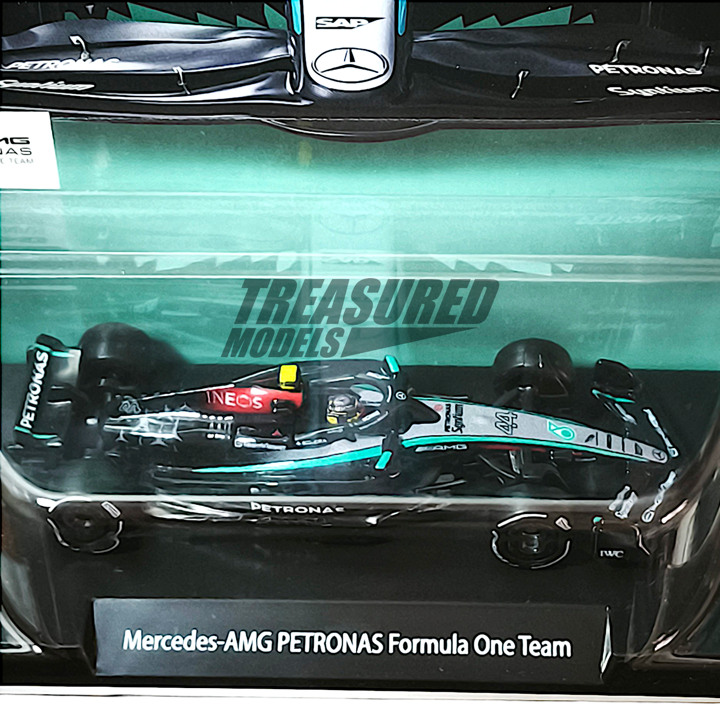 Hot Wheels Mercedes-AMG Petronas Formula One Team #44 Lewis Hamilton 2025 Premium 1/64 Diecast