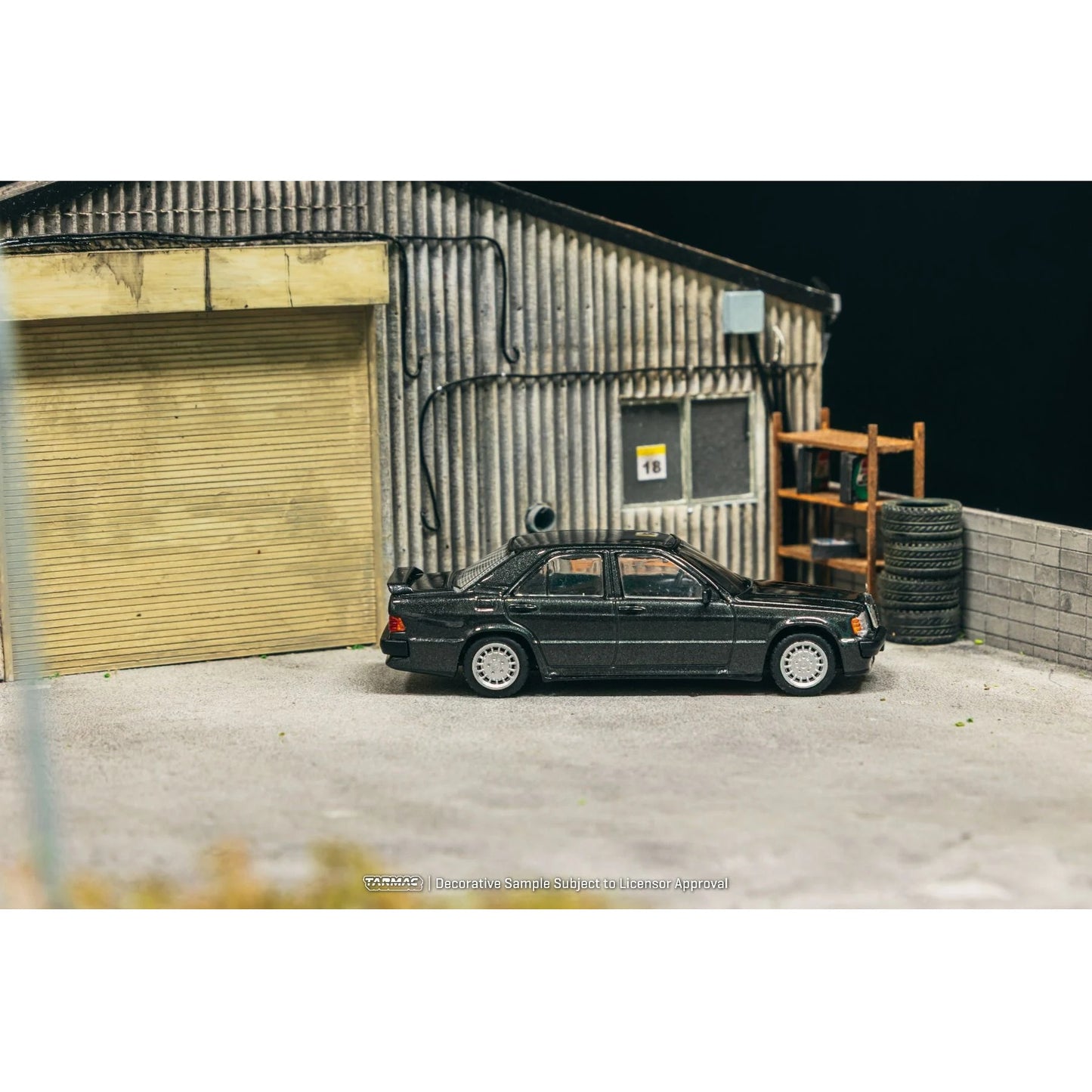 Tarmac Works Mercedes-Benz 190 E 2.3-16 Blue-Black metallic 1/64 Diecast
