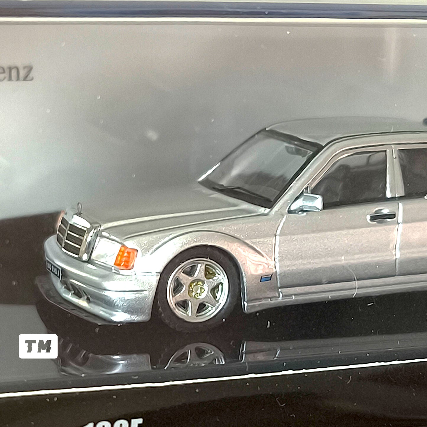Inno64 Mercedes-Benz 190E Silver IN64-190E-SIL 1/64 Diecast