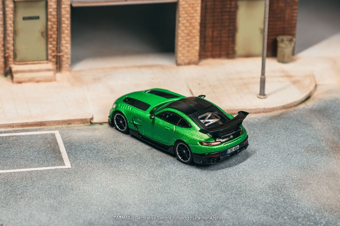Tarmac Works Mercedes-Benz AMG GT Black Series Green T64G-042-GR 1/64 Diecast