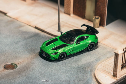 Tarmac Works Mercedes-Benz AMG GT Black Series Green T64G-042-GR 1/64 Diecast