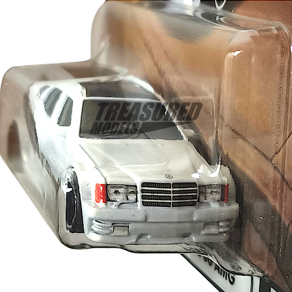 Hot Wheels Mercedes-Benz E 36 AMG Pearlescent Metalflake White 2024 Premium Boulevard 113 1/64 Die Cast