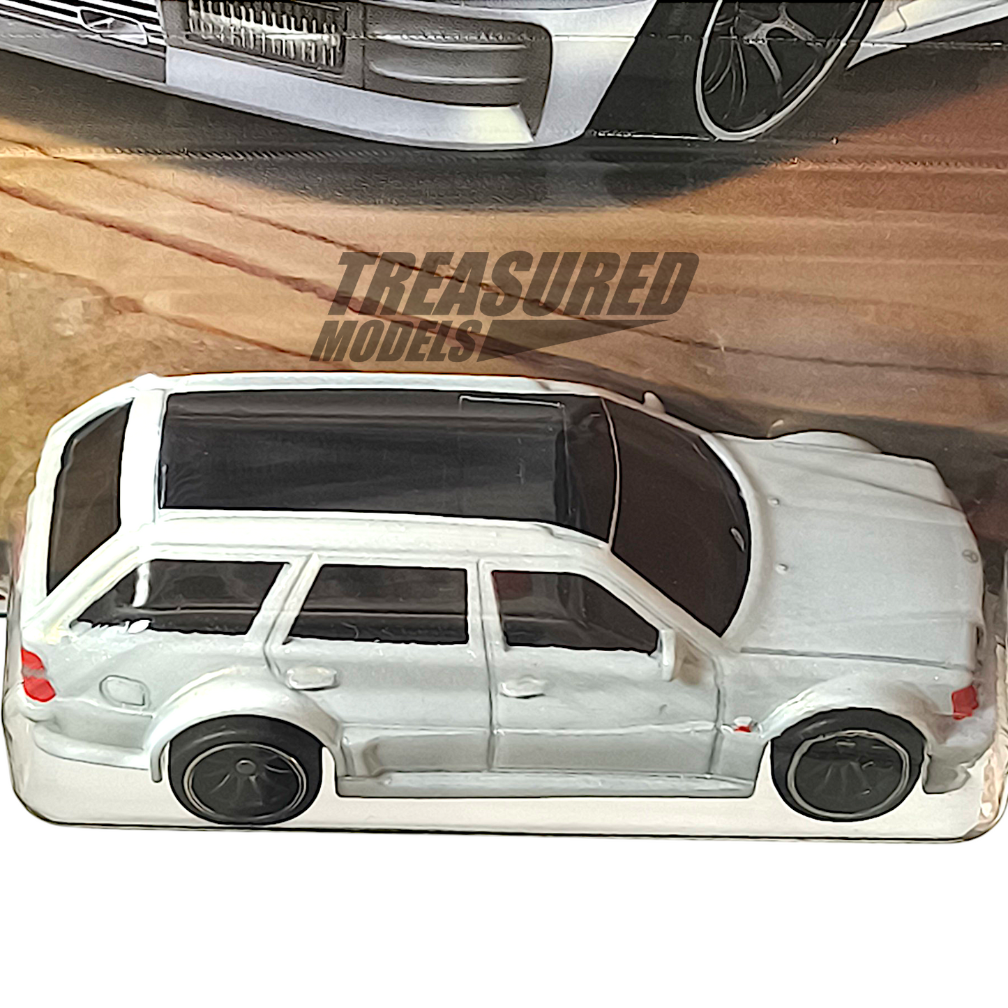 Hot Wheels Mercedes-Benz E 36 AMG Pearlescent Metalflake White 2024 Premium Boulevard 113 1/64 Die Cast