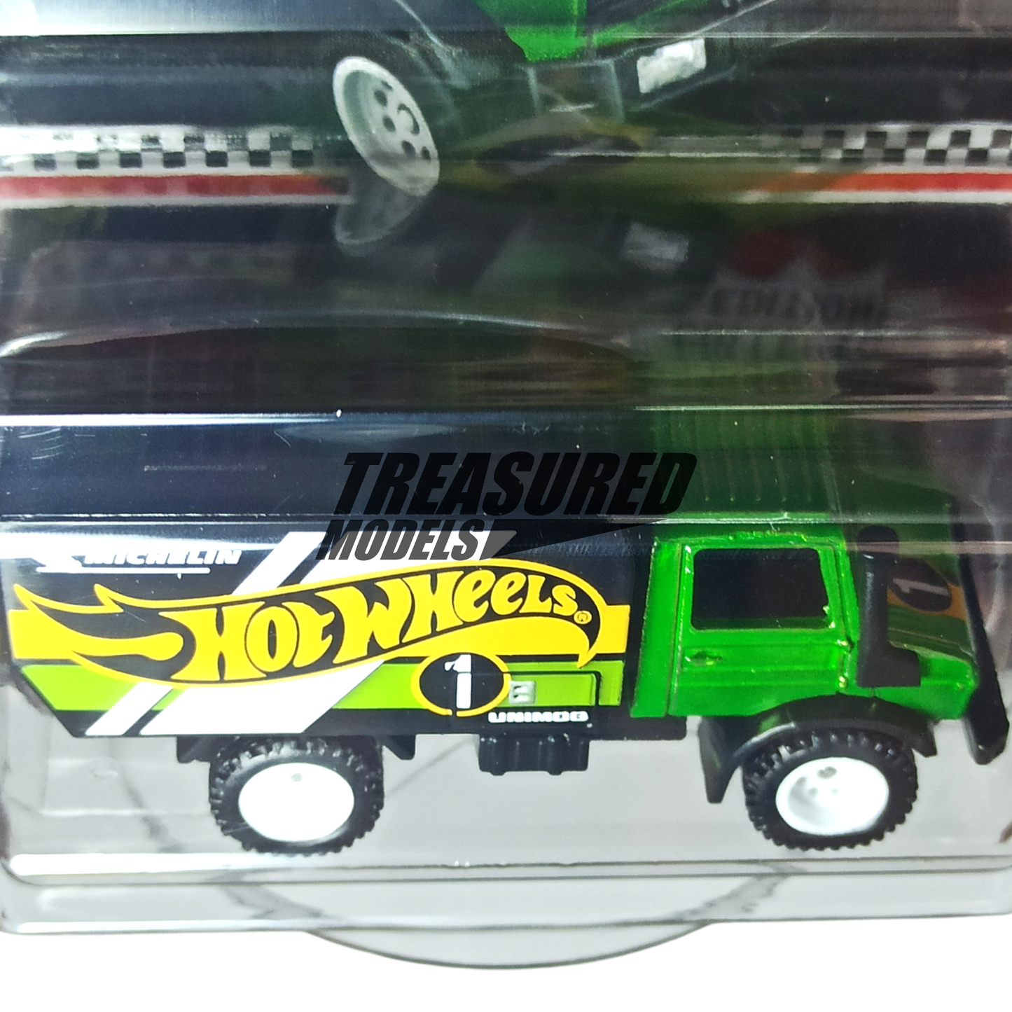 Hot Wheels Mercedes-Benz Unimog U 1300 L Spectraflame Green 2025 Premium Collector Edition 1/64 Die Cast