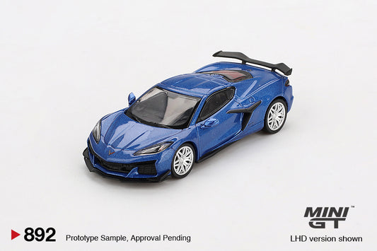 Mini GT Chevrolet Corvette Z06 2023 Elkhart Lake Blue Metallic MGT00892 1/64 Die Cast