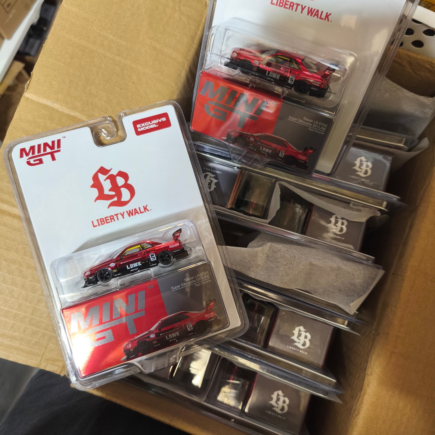 Mini GT Nissan Skyline GT-R LB-ER34 Super Silhouette Red Chrome Brazil Exclusive 2025 1/64 Diecast