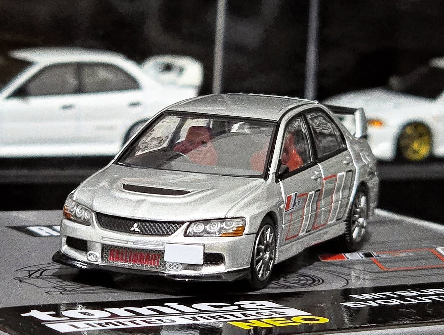 TomyTec Mitsubishi Lancer GSR EVO IX MR Ralliart Silver IDE 2025 1