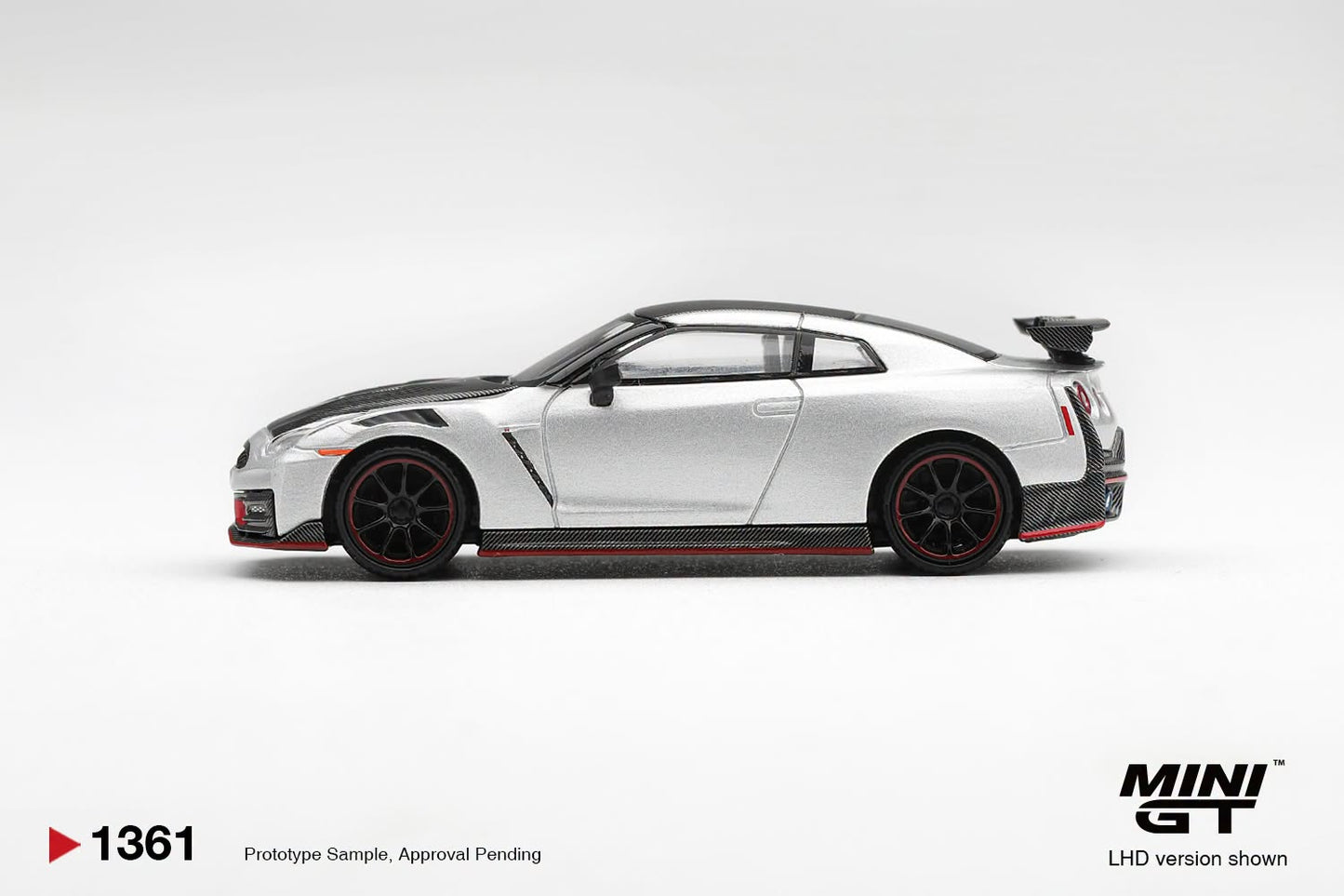 [Pre-Order] Mini GT Nissan GT-R NISMO 2024 Silver MGT01361 1/64 Diecast