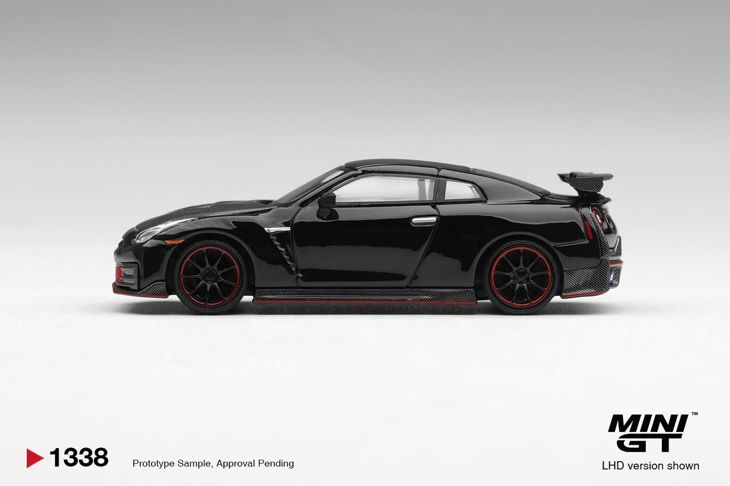 [Pre-Order] Mini GT Nissan GT-R Nismo 2024 Black MGT01338 1/64 Diecast