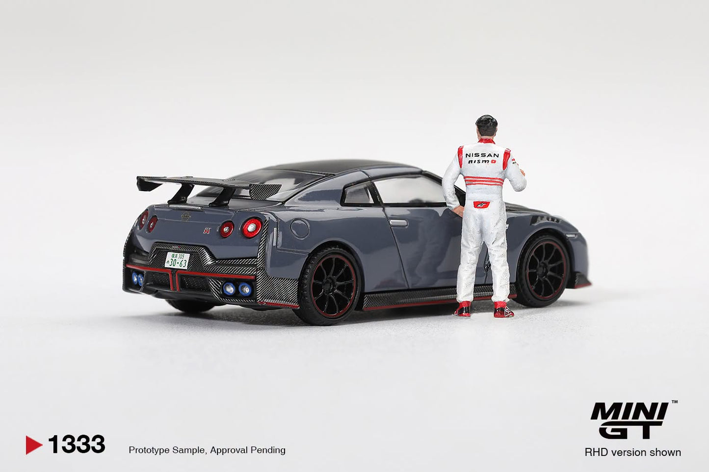 [Pre-Order] Mini GT Nissan GT-R Nismo 2024 Tsukuba Production Car Lap Record W Matsuda Figure Tsugio Matsuda Collection MGT01333 1/64 Diecast