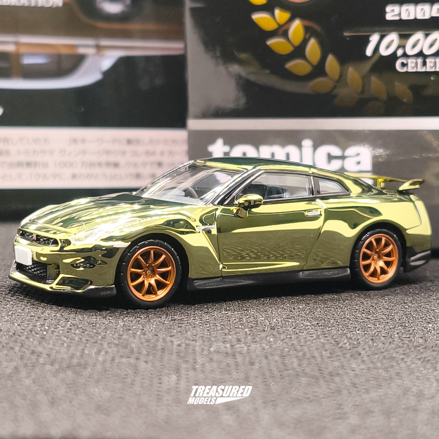 TomyTec Tomica Limited Vintage Neo TLV-N Nissan GT-R Premium edition T-spec 2024 Model 10th Million Celebration 1/64 Diecast