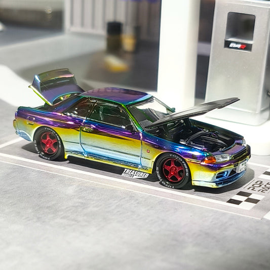 Pop Race Nissan Skyline GT-R R32 Chameleon APAxpo 2025