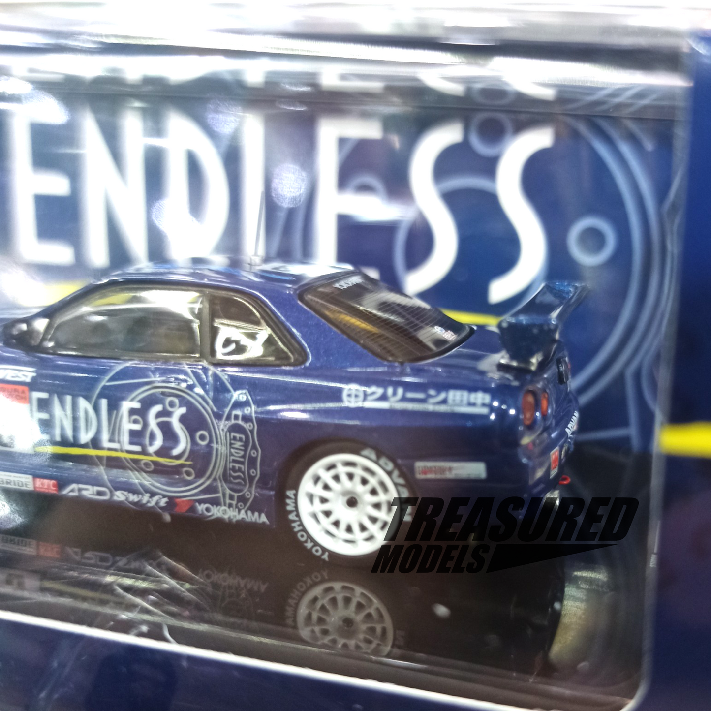 Inno64 Nissan Skyline GT-R R34 Endless Advan Super Taikyu Series 2002 Winner 1/64 Die Cast