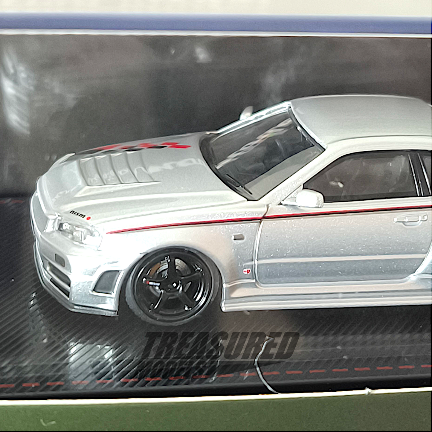 Ignition Model Nissan Skyline GT-R R34 Nismo Z-Tune Silver 1/64 Diecast