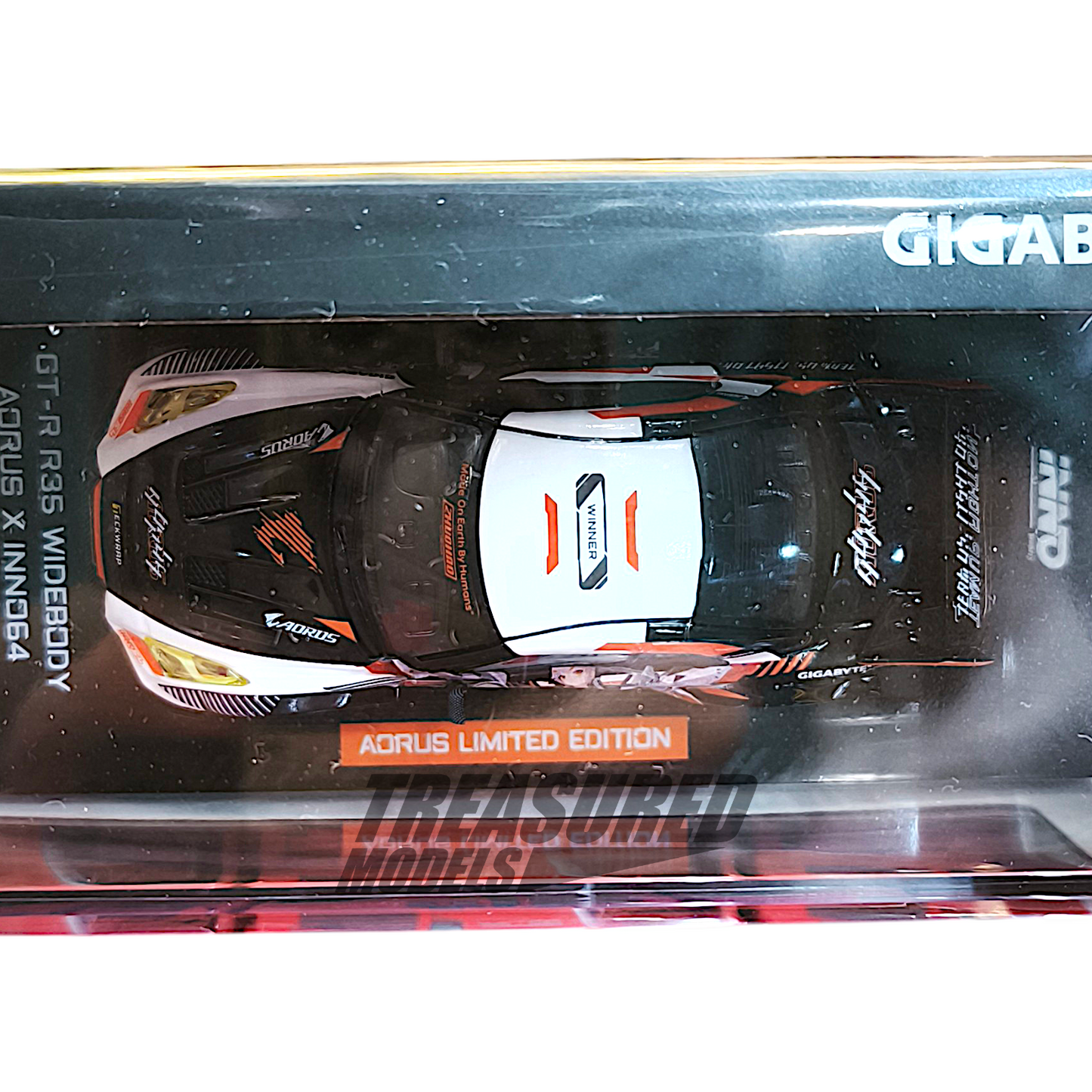 Inno64 Nissan Skyline GT-R R35 Widebody AORUS 2025 Bilibili World Anime Show Exclusive 1/64 Diecast