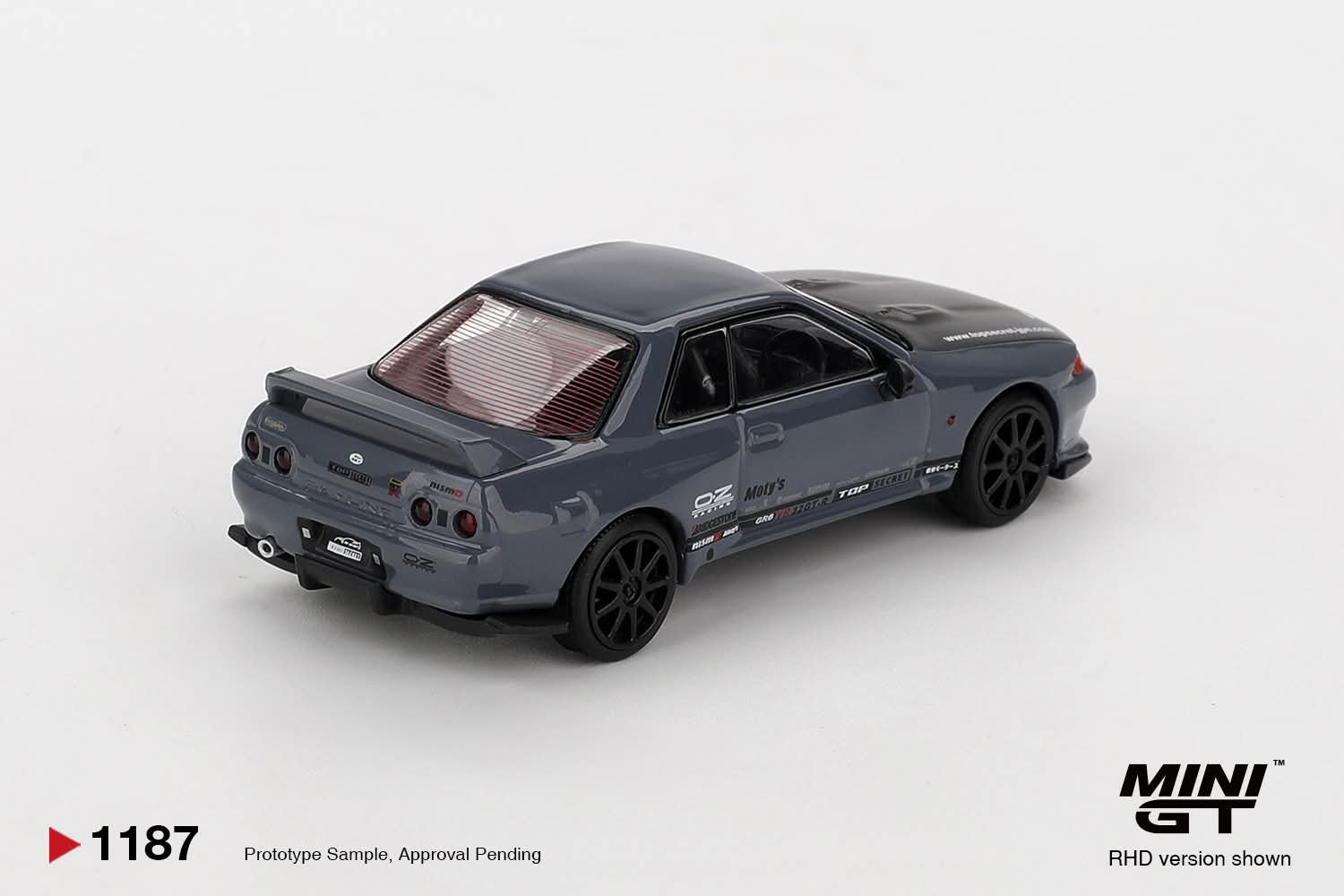 Pre-Order] Mini GT Nissan Skyline GT-R Top Secret VR32 Stealth